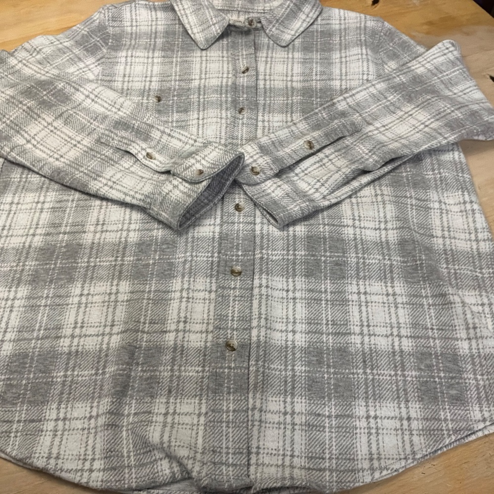 Faherty Sweater - image 6